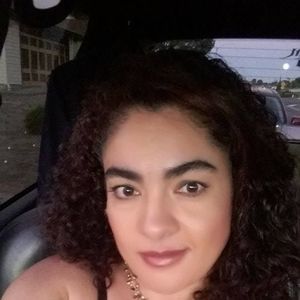 Meet your Posher, Esther